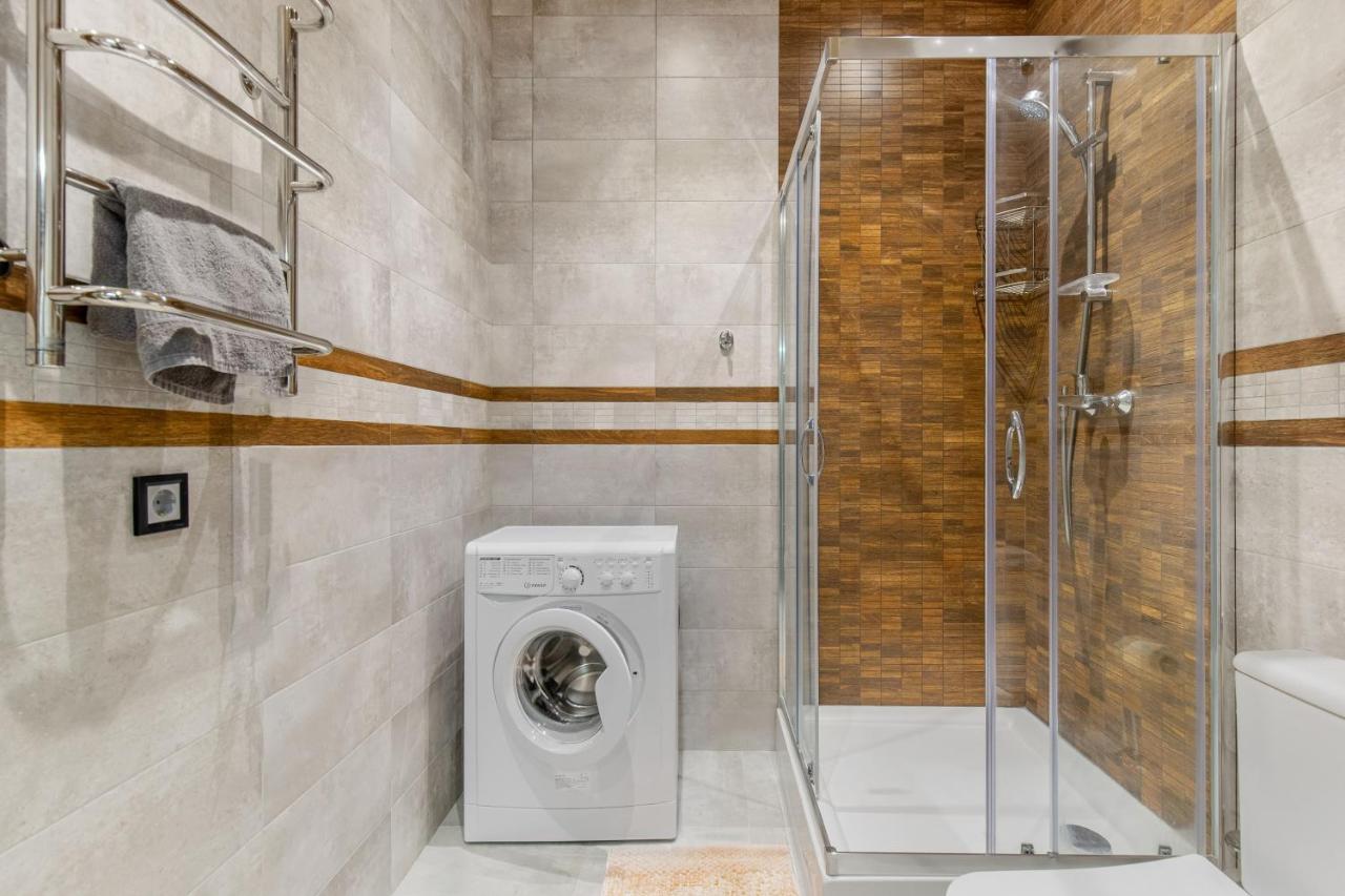 Sea Symphony Wood Style Apartment Odessa Zewnętrze zdjęcie